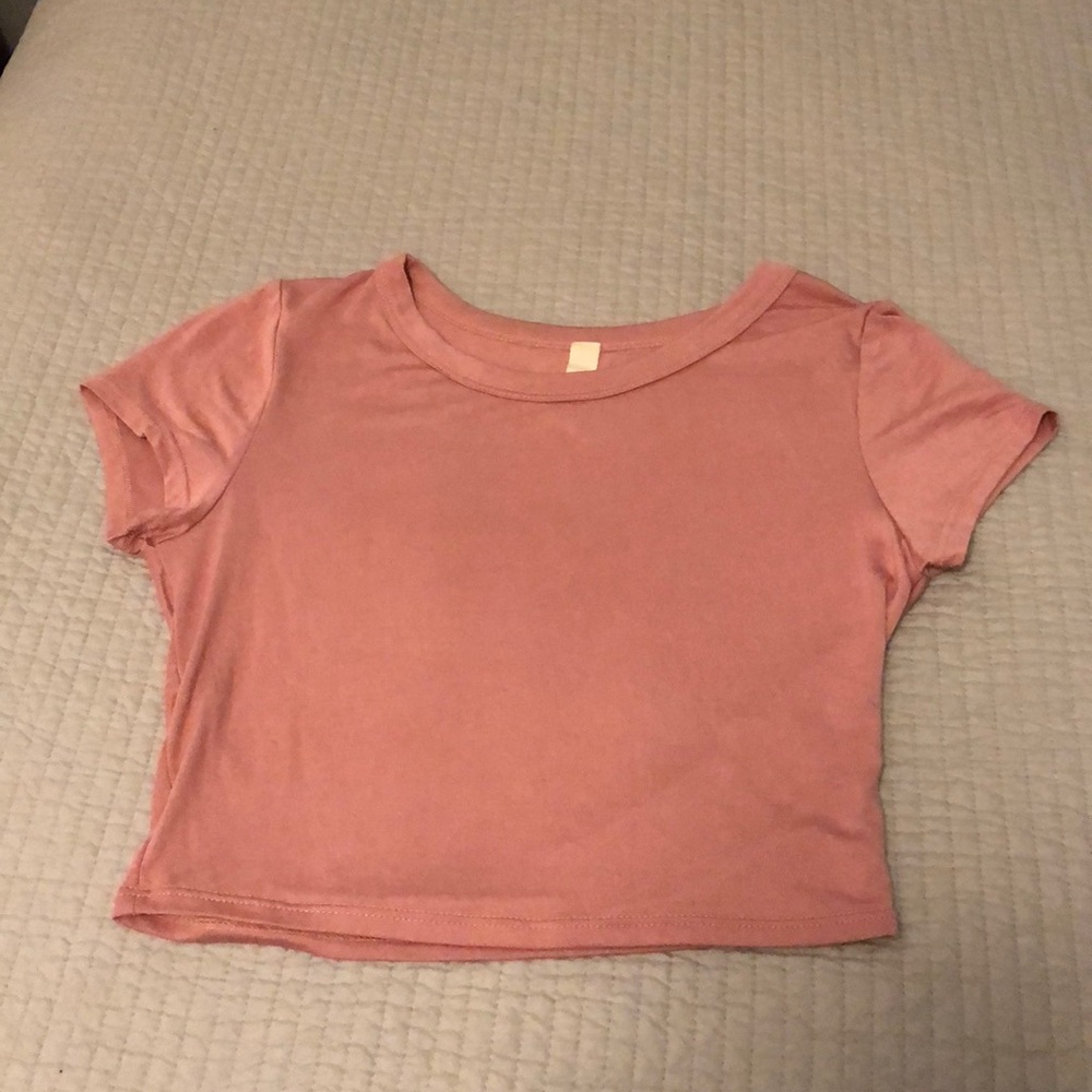Cropped tee